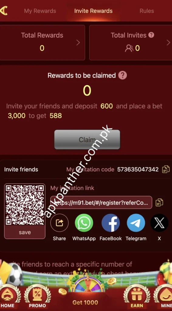 M91 game invite rewards screen showing referral rewards, invite count, invitation code, QR code, and social sharing options.